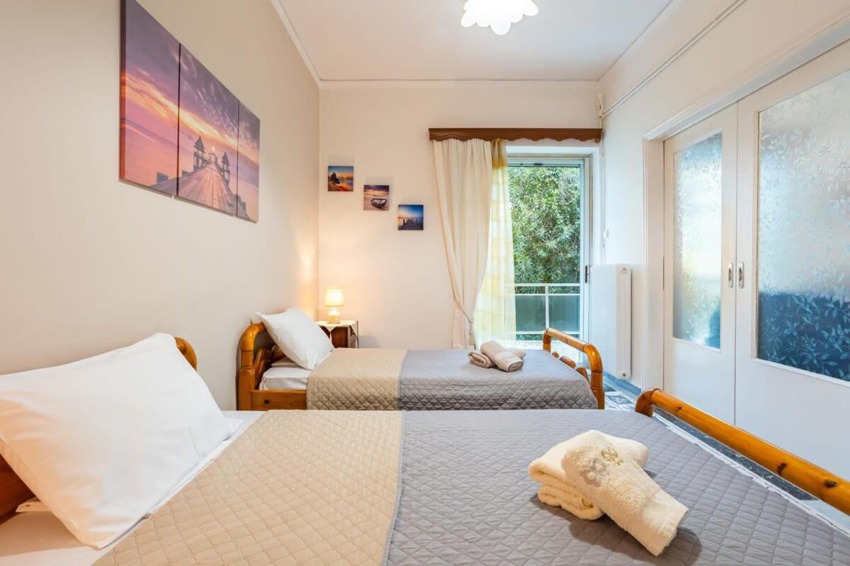 Seaside Family Haven - Avia'S Spacious Getaway Exterior foto